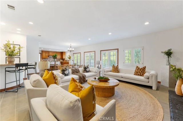 1011 Rodeo Road, Arcadia, CA 91006