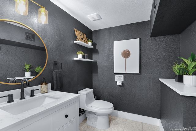 198 Guadalupe River, Seguin, TX 78155