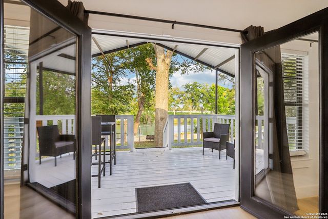 198 Guadalupe River, Seguin, TX 78155