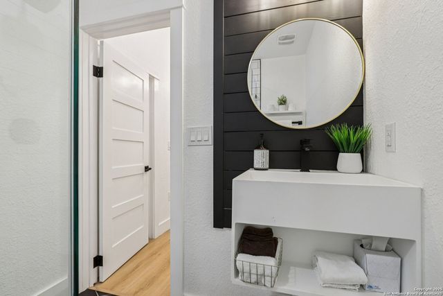 198 Guadalupe River, Seguin, TX 78155