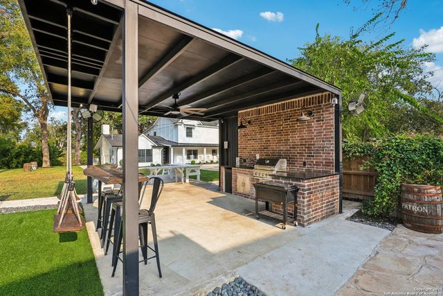 198 Guadalupe River, Seguin, TX 78155