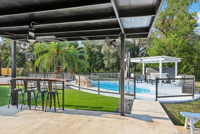 198 Guadalupe River, Seguin, TX 78155