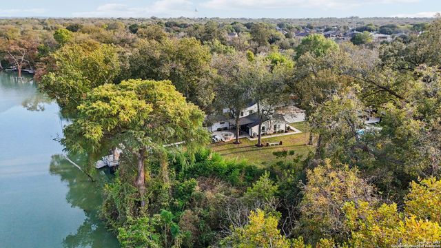 198 Guadalupe River, Seguin, TX 78155