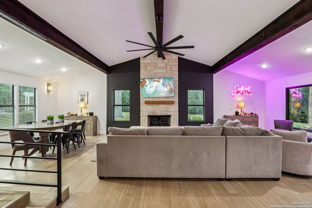 198 Guadalupe River, Seguin, TX 78155