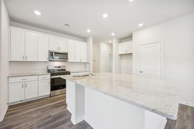 519 Ridgedale Drive, Mckinney, TX 75071