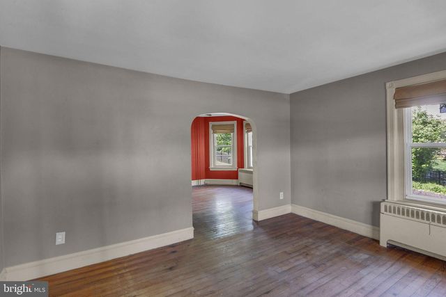 132 N 9TH ST, Perkasie, PA 18944