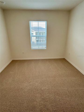 1535 LUMBER AVENUE, Davenport, FL 33837