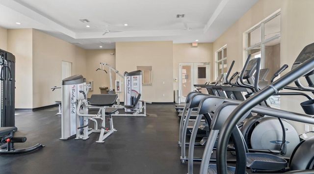 1535 LUMBER AVENUE, Davenport, FL 33837