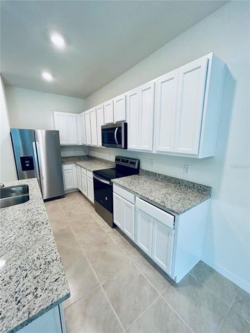 1535 LUMBER AVENUE, Davenport, FL 33837