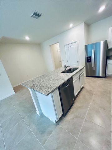 1535 LUMBER AVENUE, Davenport, FL 33837