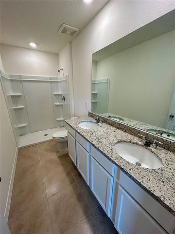 1535 LUMBER AVENUE, Davenport, FL 33837