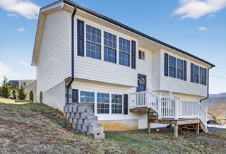 235 LOCUSTDALE LOOP, Shenandoah, VA 22849
