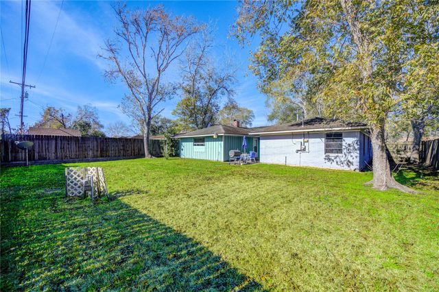 9305 Gettysburg Avenue, Texas City, TX 77591