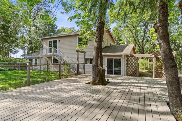 4630 Moon Lake Dr, Placerville, CA 95667