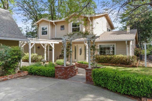 4630 Moon Lake Dr, Placerville, CA 95667