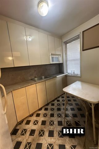 150 West End Avenue 3B, Brooklyn, NY 11235