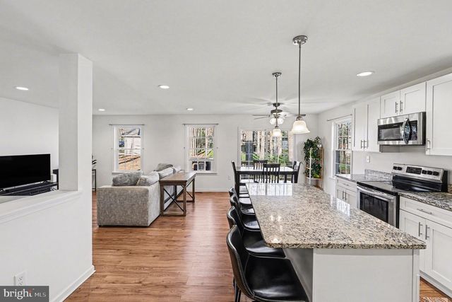 117 BUTLER CIR, Locust Grove, VA 22508