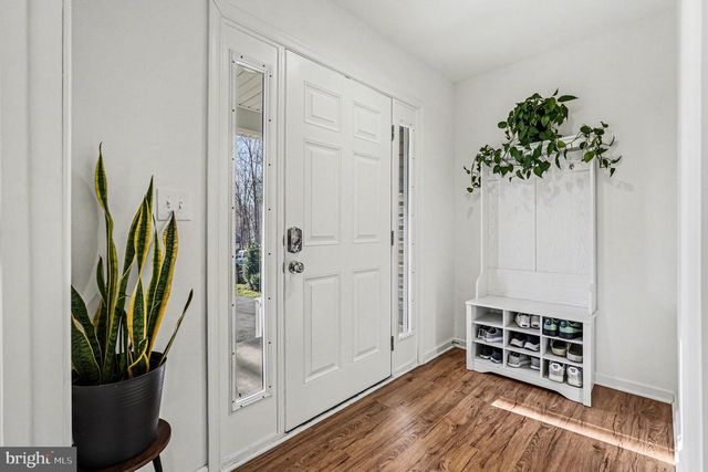 117 BUTLER CIR, Locust Grove, VA 22508