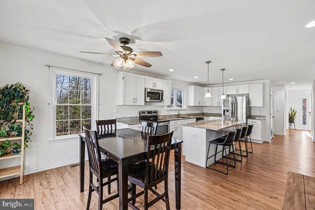 117 BUTLER CIR, Locust Grove, VA 22508