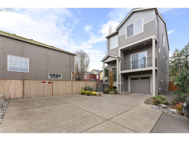 3037 Sw SHERMAN Pl, Beaverton, OR 97003