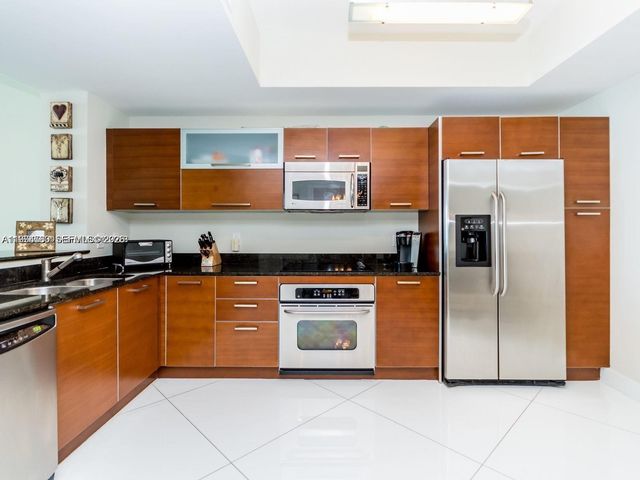 3330 NE 190th St 1412, Aventura, FL 33180