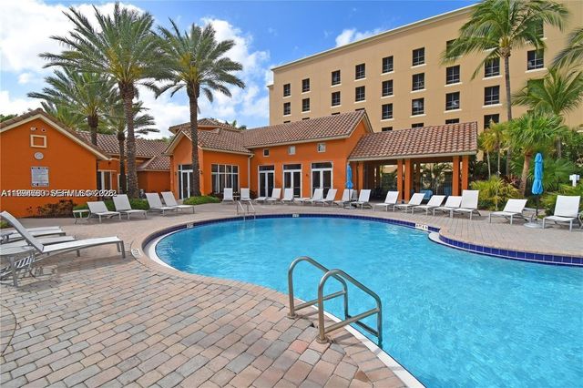 3330 NE 190th St 1412, Aventura, FL 33180