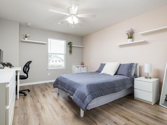 1221 Brenham LN, Leander, TX 78641