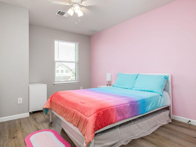 1221 Brenham LN, Leander, TX 78641