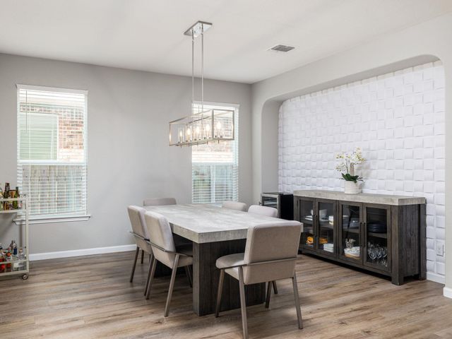 1221 Brenham LN, Leander, TX 78641