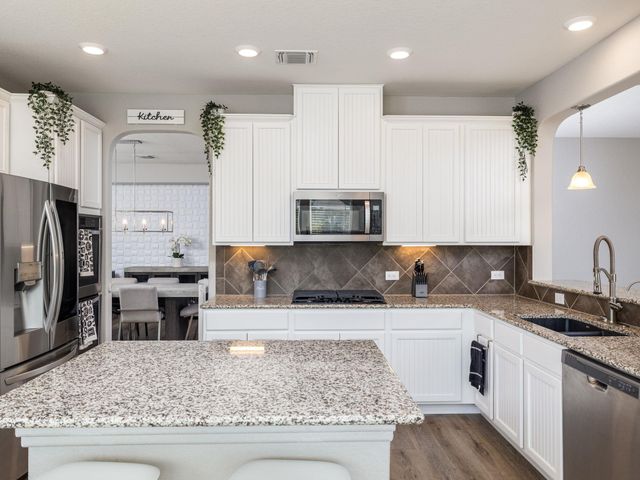 1221 Brenham LN, Leander, TX 78641