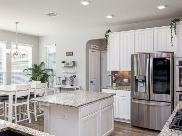 1221 Brenham LN, Leander, TX 78641