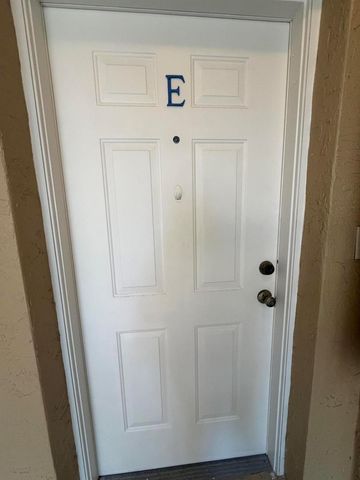 154 Village Boulevard E, Tequesta, FL 33469
