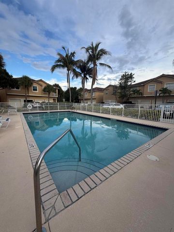 154 Village Boulevard E, Tequesta, FL 33469
