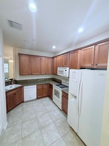 154 Village Boulevard E, Tequesta, FL 33469
