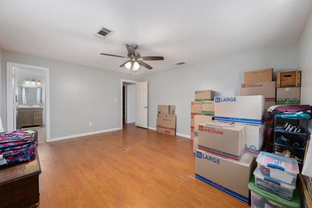 220 N Mountain Ridge, Cresson, TX 76035