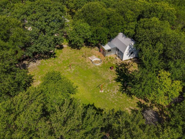 220 N Mountain Ridge, Cresson, TX 76035