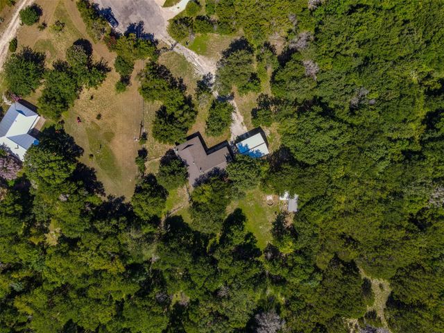 220 N Mountain Ridge, Cresson, TX 76035