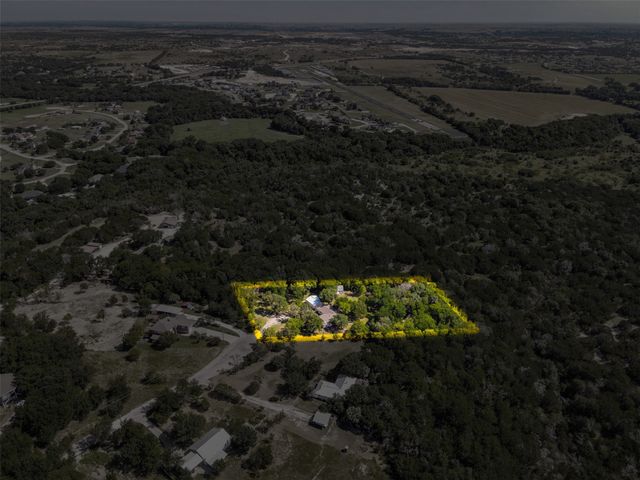 220 N Mountain Ridge, Cresson, TX 76035