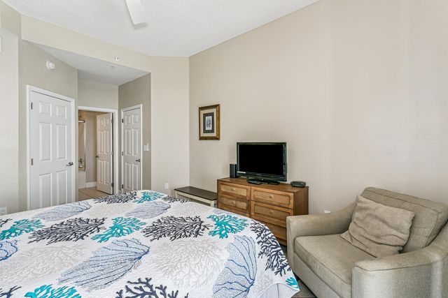 8575 Gulf Boulevard 1602, Navarre, FL 32566