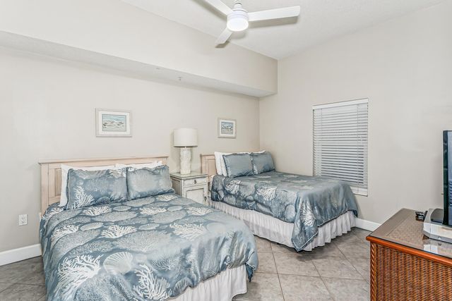 8575 Gulf Boulevard 1602, Navarre, FL 32566
