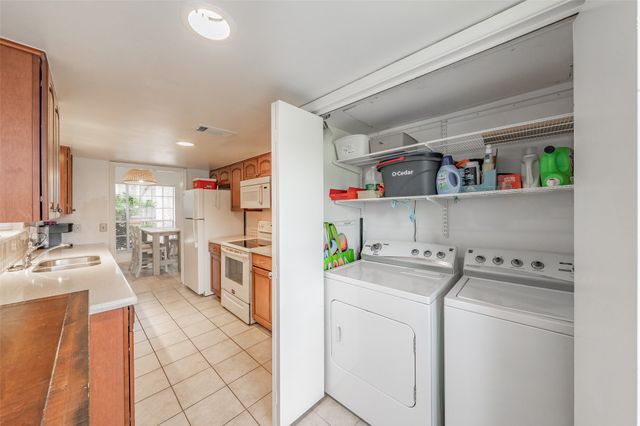2402 Northlake Court, Irving, TX 75038