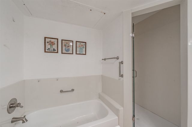 2402 Northlake Court, Irving, TX 75038