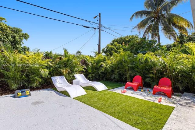 1240 NE 159th Street, North Miami Beach, FL 33162