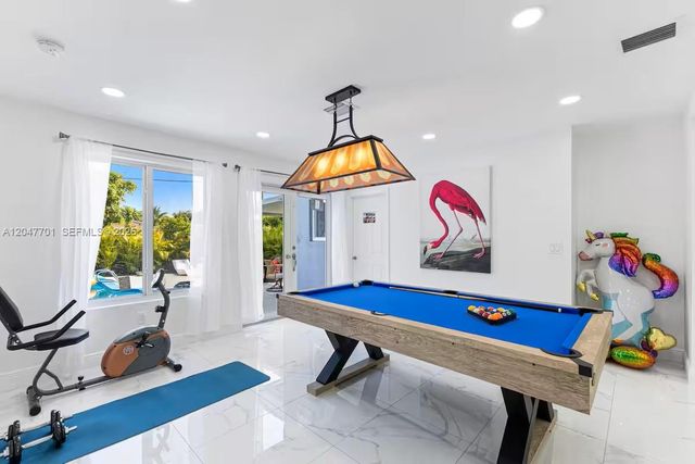 1240 NE 159th Street, North Miami Beach, FL 33162