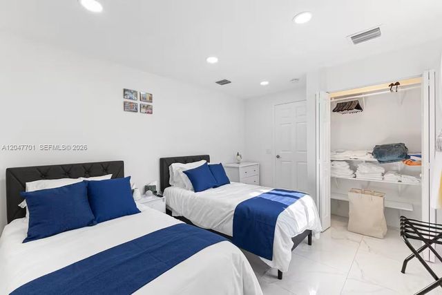 1240 NE 159th Street, North Miami Beach, FL 33162