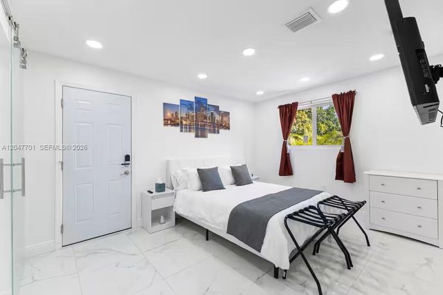 1240 NE 159th Street, North Miami Beach, FL 33162