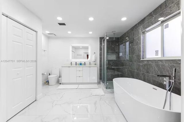 1240 NE 159th Street, North Miami Beach, FL 33162