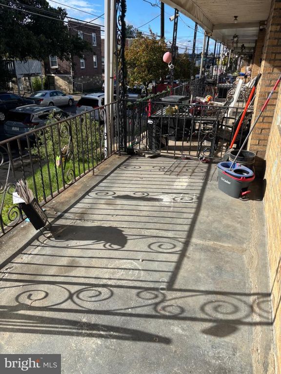 5740 HEGERMAN ST, PHILADELPHIA, PA 19135 — photo 2