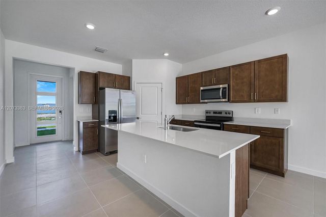 113 NE 17th Avenue, Homestead, FL 33033