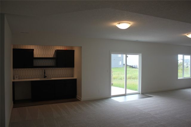 65 NW Hidden Knoll, Waukee, IA 50263